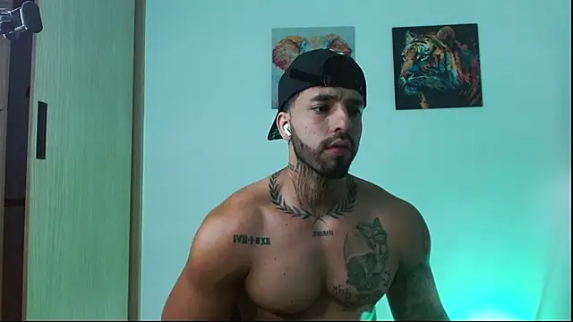 Jacobb_Phoenix Live XXX-chat