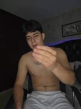 Chat XXX Live MaxCruz_