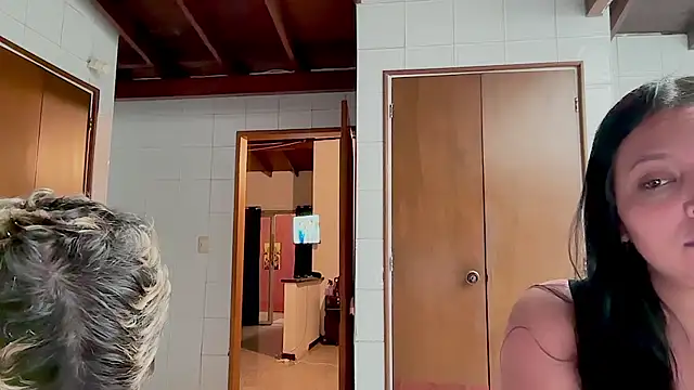 دردشة MarcellaGriffin الجنسية المباشرة