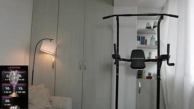 XXX chat uživo modela Paradise_boy__