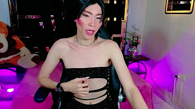 Chat XXX en directo de Thamara_Robertss