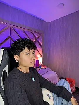 XXX chat uživo modela ian_mathias_