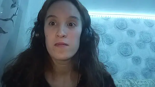 ElyseLegget Chat XXX in diretta