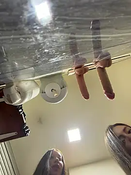 roouse XXX чат на живо