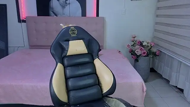 Chatroom XXX en direct de NATASHA_X_WATSON