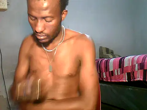 Chat +18 de ChocolateBeretta75 ao vivo