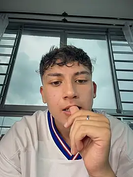 OLIVER_K's Live XXX Chat