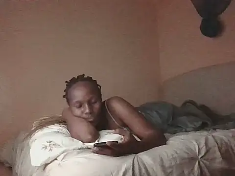 Chat +18 de pinky-lips ao vivo