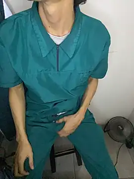 צ'אט XXX בשידור חי של MonoHotXXX