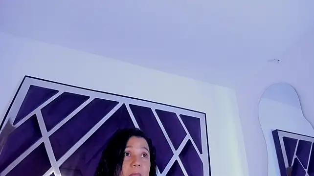 mayaluxe52's Live XXX Chat