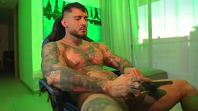 Онлайн чат XXX DimitriSullivan_