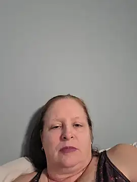 Chatroom XXX en direct de CanadianQueen1973