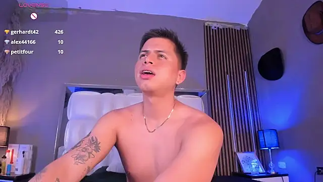 Niicky1_'s Live XXX Chat