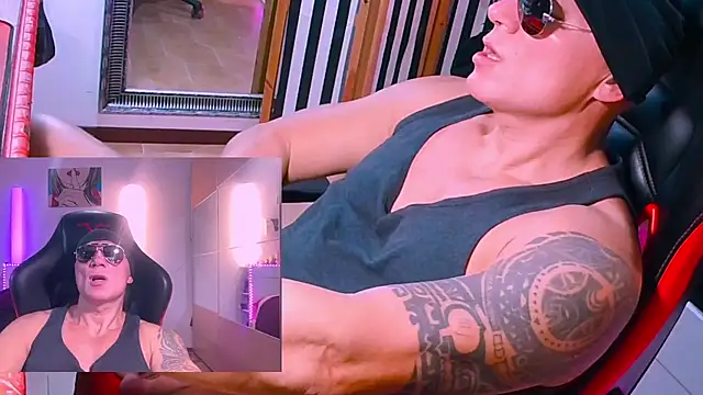 MattSteelX Live XXX-Chat