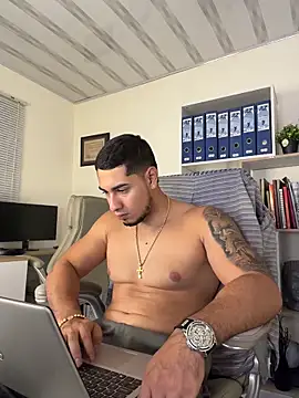 Онлайн чат XXX Dimitri_Colleman
