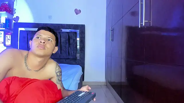StevenSmith18 Live XXX-Chat