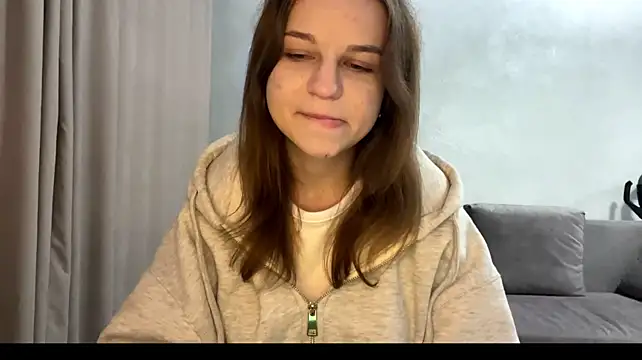 HwaTrippel XXX чат на живо
