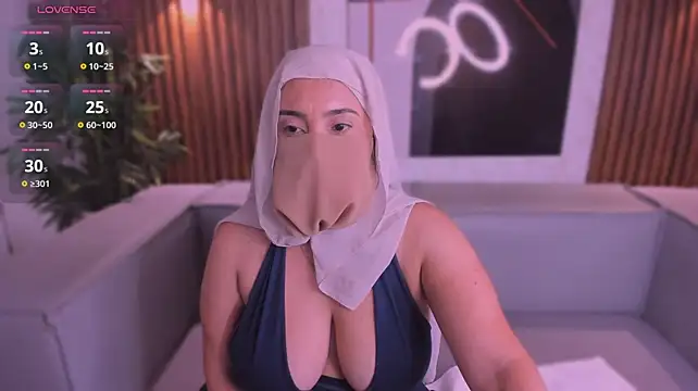 دردشة ZaynaSecret الجنسية المباشرة