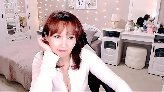 Chat XXX en directo de Adele_Evans1