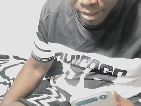 Chatroom XXX en direct de AlexHunter_