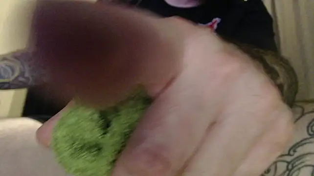 zedizded77's Live XXX Chat