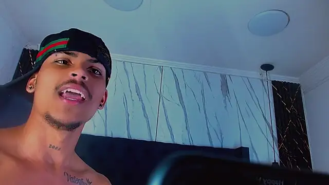 Chat XXX ao vivo de Angel_foxc13