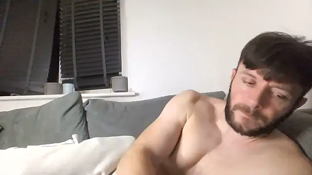 Jakeyboy25n Live XXX chat