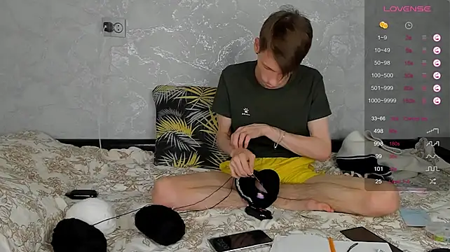 ERICK__DEEN Adlı Modelin Canlı XXX Sohbeti
