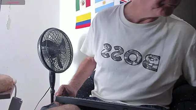 david_holman Live XXX Chat