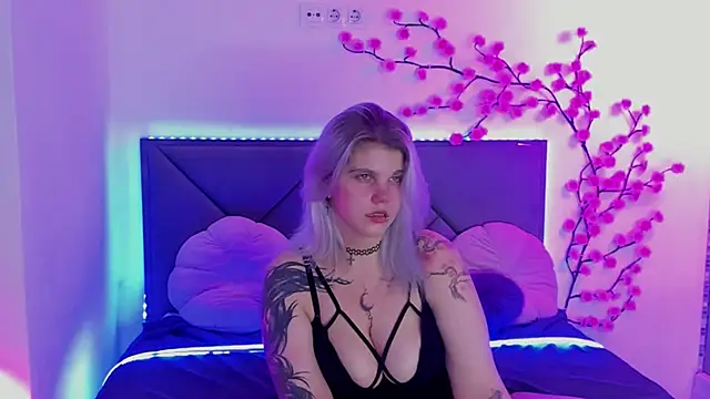 JoannLowen Live XXX chat