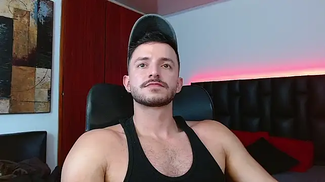 Marcus_lafourtのライブXXXチャット