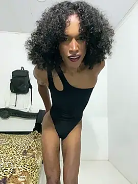 XXX chat uživo modela Jhone_ro