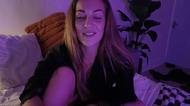 Edenfox- Chat XXX in diretta