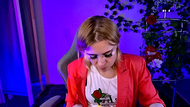 XXX chat uživo modela Kumiho_7777