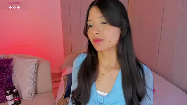 luisah_ Adlı Modelin Canlı XXX Sohbeti