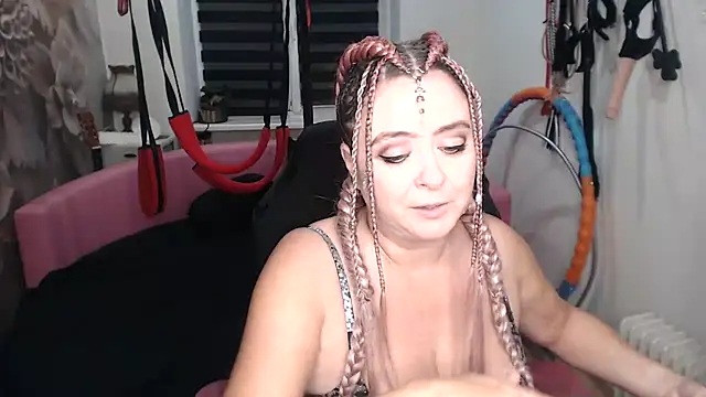 MISSgoddessMARIA Chat XXX in diretta