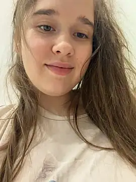HornyGirlH's Live XXX Chat