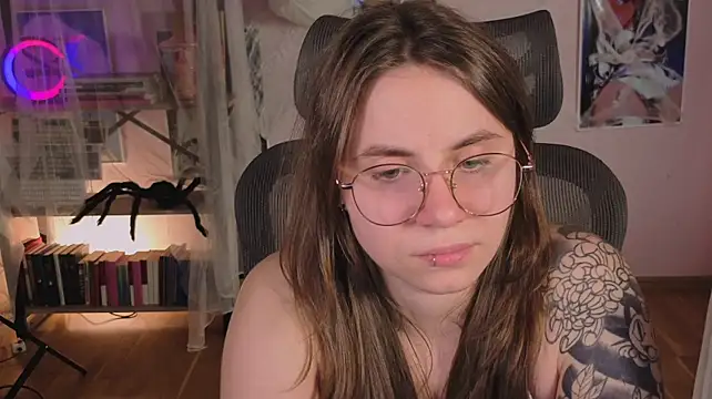 _AnnaStark_のライブXXXチャット