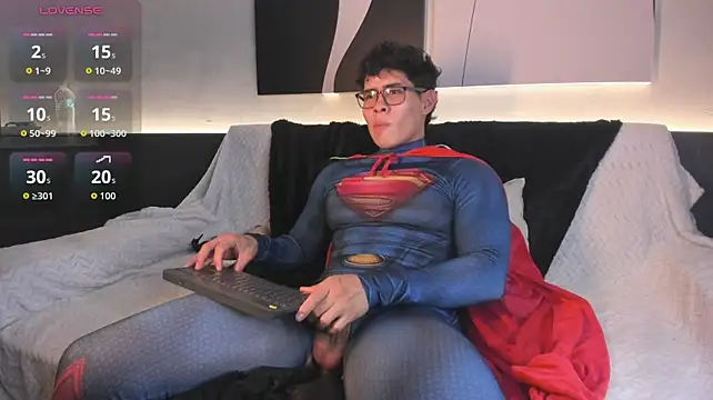 GrayAndrews' Live XXX Chat