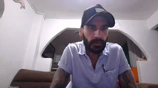 Chat XXX en directo de kaiser679_