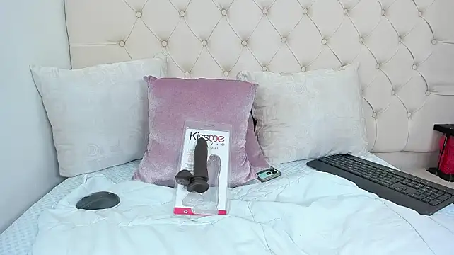 daniela_gio 现场XXX聊天
