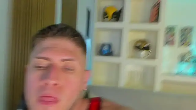 XXX chat uživo modela SebastianMaximoff_
