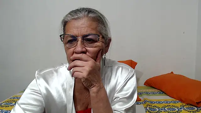Chat +18 de candy_mature_ ao vivo
