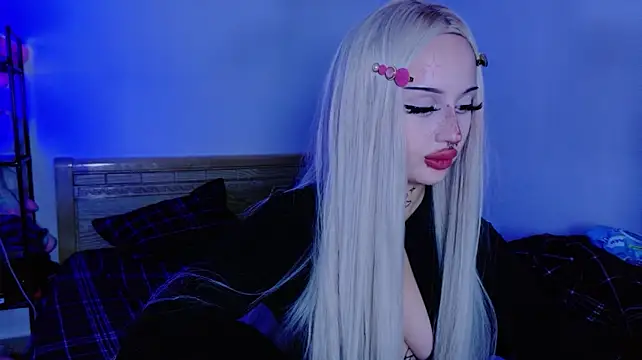 Lolykari's Live XXX Chat