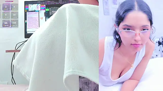 sofi_velez Adlı Modelin Canlı XXX Sohbeti