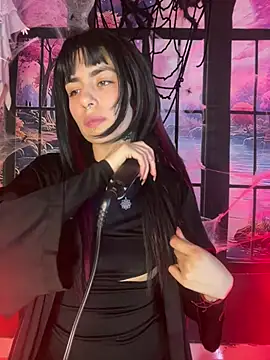 Lilith_X_Lucifer's Live XXX Chat