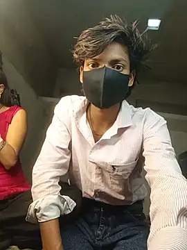 Romantic-couple10 Pertunjukan Webcam