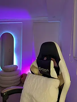 Chat XXX en directo de mckenzieklein