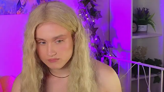 Онлайн чат XXX horny__doll