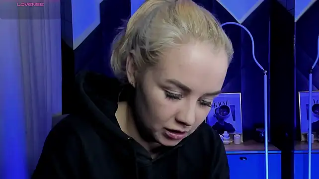 StephanieSweety Chat XXX in diretta